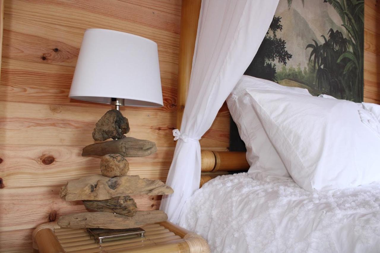 Domaine Le Lac Bleu Guest house