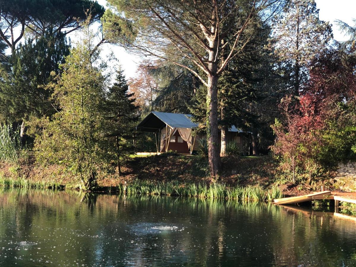Domaine Le Lac Bleu *